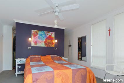 How to paint or stain ceilings & architraves