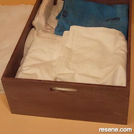Storage box