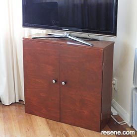 Stain a plywood cabinet