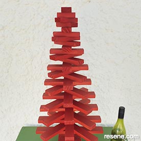 Make an wooden christmas tree