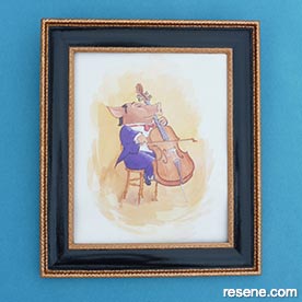 How to paint a frame to look like an antique one