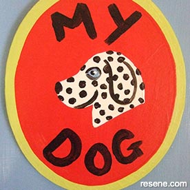 Kids paint a pet's portrait art project