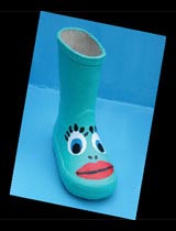 Make a gumboot creature