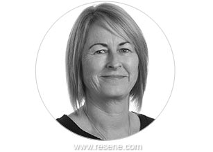 Julie Thomas