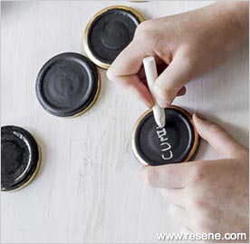 Labelling the lids