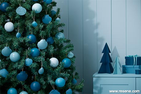 Christmas seashell decorations