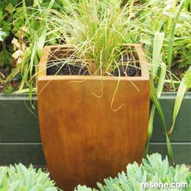 Paint effects for terracotta pots