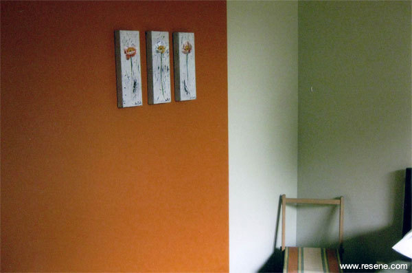 A bold earthy colour scheme with a matching warm neutral