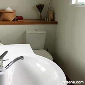 Neutral bathroom 
