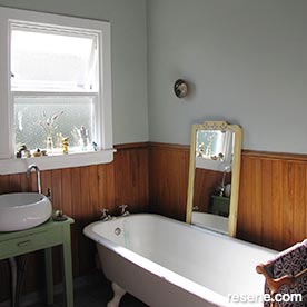 Green bathroom