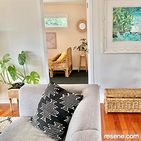 Painting Lounges