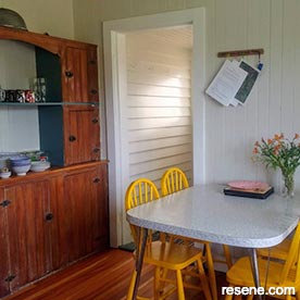 Cottage dining room