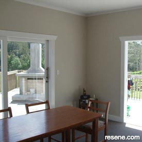Bungalow dining room
