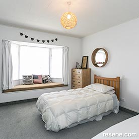 Neutral bedroom
