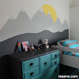 Kids bedroom - mountain mural