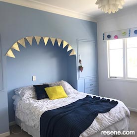 Teenage girls room