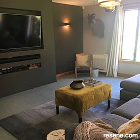 Black lounge