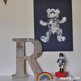 Paint a teddy bear
