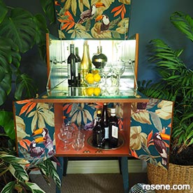 Vintage drinks cabinet 