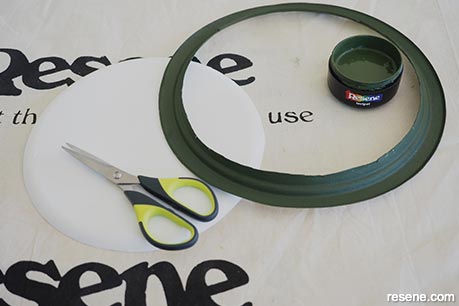 Jigsaw Christmas wreath - Step 1