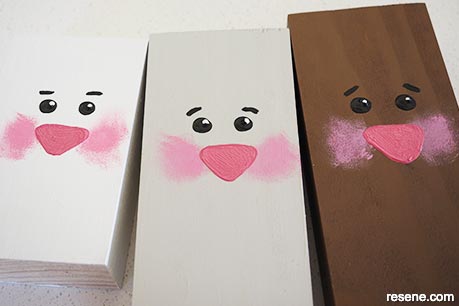 Step 6 - Easter bunny post