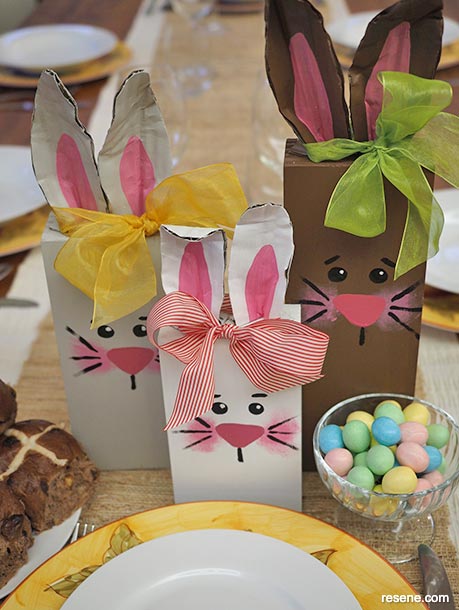How to make an Easter bunny post