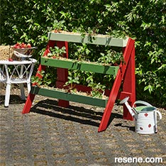 Diy strawberry planter