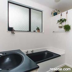 72 hour challenge - revamped bathroom