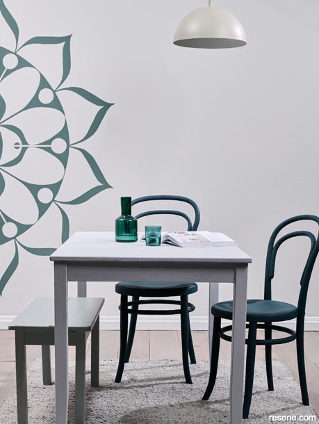 A mindful dining room design