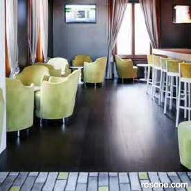 Art Deco bar