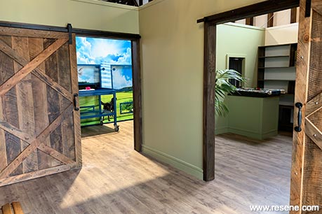 Pet cematory - green interior