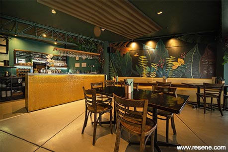 Green and yellow restaurant colour scheme