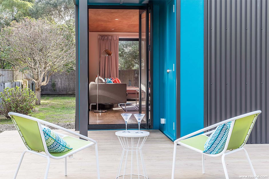 Modern home deck