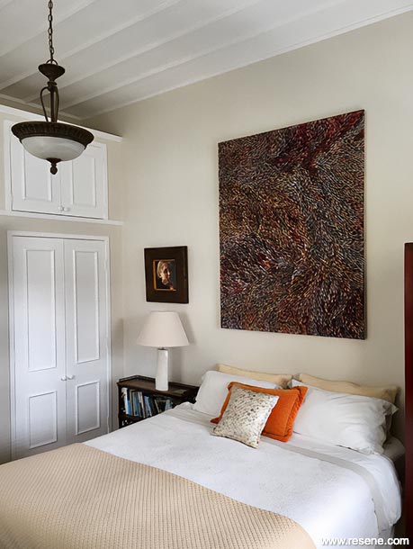 Neutral bedroom