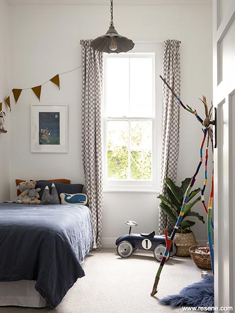 Neutral kid's bedroom