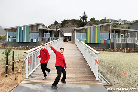 Redcliffs school - entry walkway