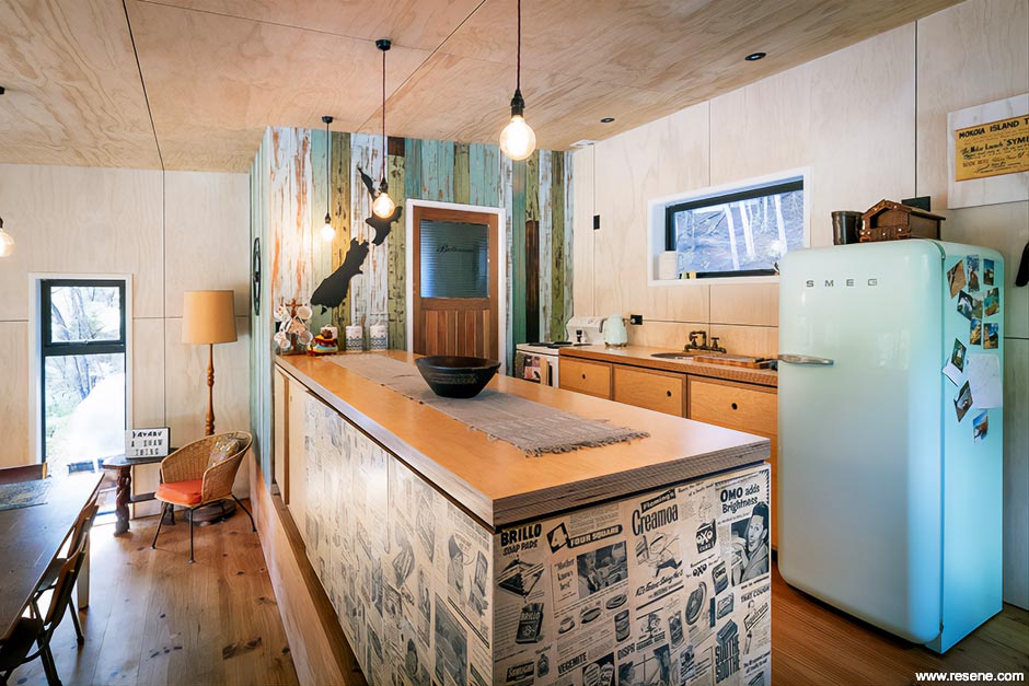 Retro bach kitchen