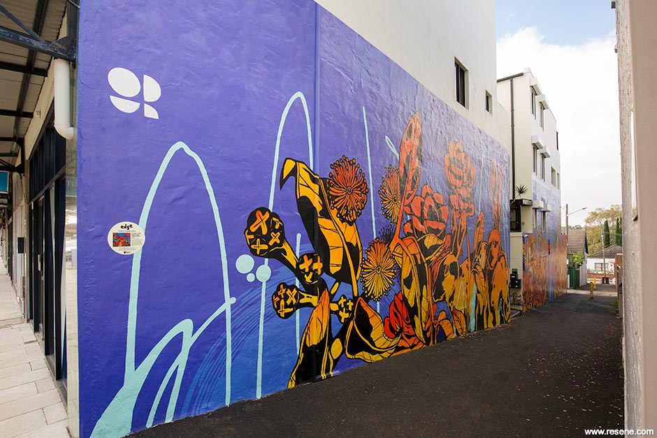 Turpentine blossom mural - street art