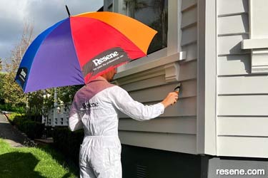 How to be sun smart when working outdoors 