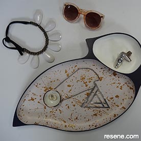 Make a beautiful jewellery tray