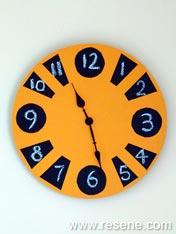 Paint a clock