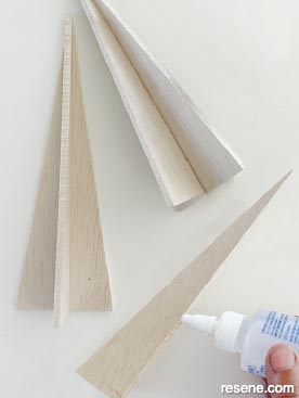 Photo (C)