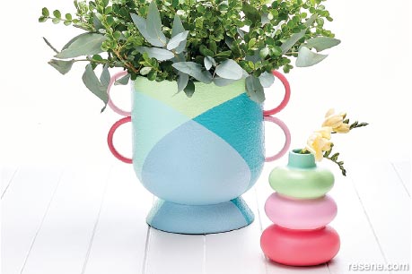 Centrepiece vases